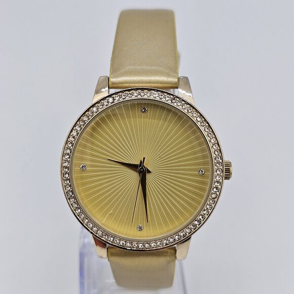 Manhattan Croton Watch Women 37mm Gold Tone Pave Bezel Bling New Battery - Picture 1 of 13